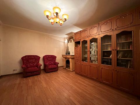 квартира за адресою Леся Курбаса просп., 1-Б