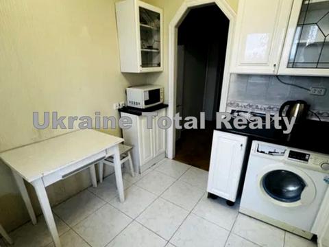 квартира за адресою Митрополита Андрея Шептицького вул. (Анатолія Луначарського), 24