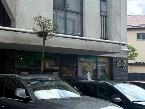 комерційна за адресою Героїв УПА вул., 73-В