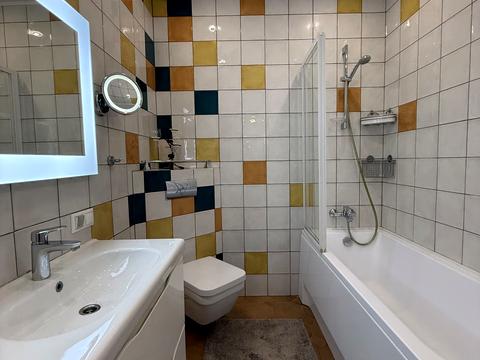 квартира за адресою Анатолія Петрицького вул., 17