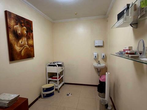 комерційна за адресою Василіянок вул., 35