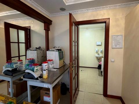 комерційна за адресою Василіянок вул., 35