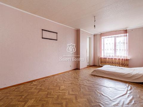 квартира за адресою Анни Ахматової вул., 16-Б