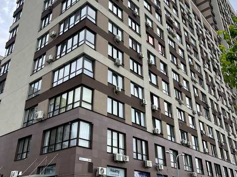 квартира за адресою Родини Крістерів вул., 18/6