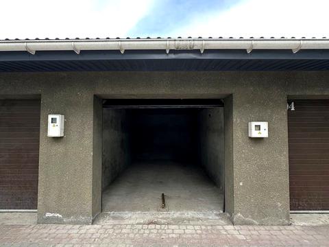 паркоместо по адресу Юлиана Целевича ул., 34/1
