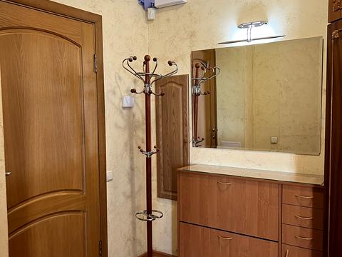 квартира за адресою Осіння вул., 33
