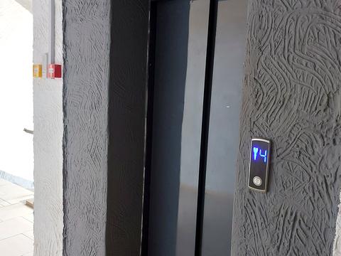 коммерческая по адресу Проскуровская ул., 74А