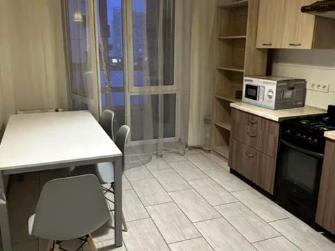 квартира за адресою Карла Мікльоша вул., 5