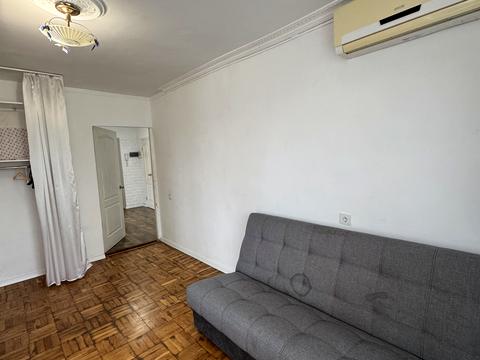 квартира за адресою Євгена Чикаленка вул., 76б