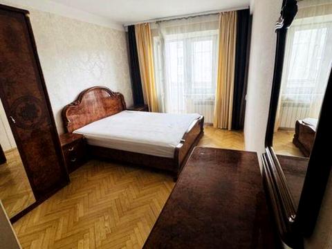 квартира за адресою Митрополита Андрея Шептицького вул. (Анатолія Луначарського), 24