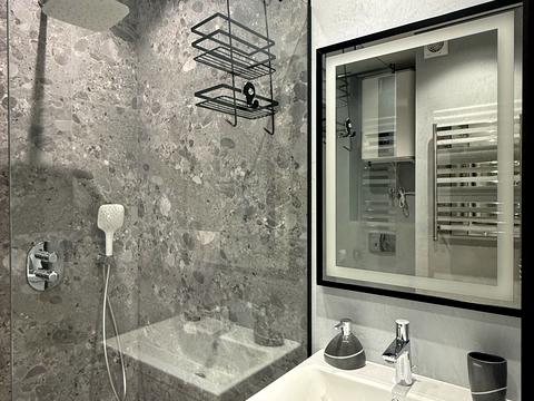 квартира за адресою Сергія Данченка вул., 32