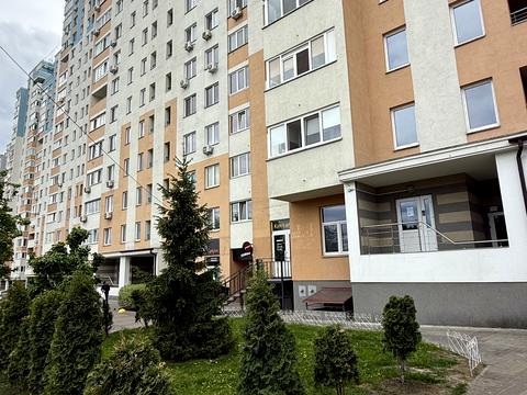 квартира за адресою Сергія Данченка вул., 32