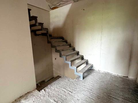 будинок за адресою Центральна вул., 5