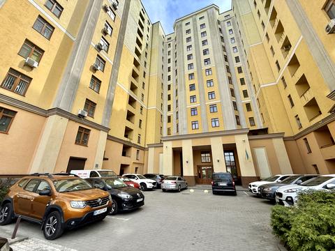 коммерческая по адресу Черновола просп. (700-летия Львова), 73