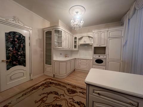 квартира за адресою Київ, Євгена Коновальця вул. (Щорса), 32-Б