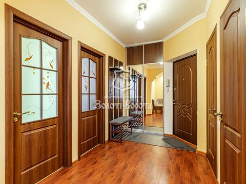 квартира за адресою Петра Дорошенка вул., 9