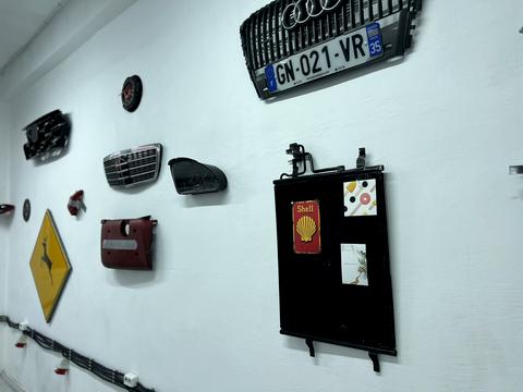 комерційна за адресою Дениса Лукіяновича вул., 5
