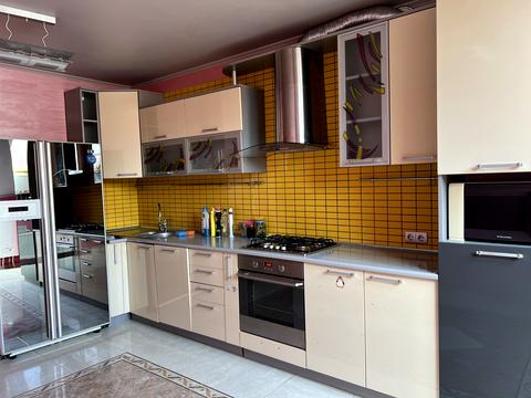 квартира за адресою Степана Бандери просп., 53