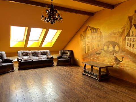 квартира за адресою Степана Бандери просп., 53