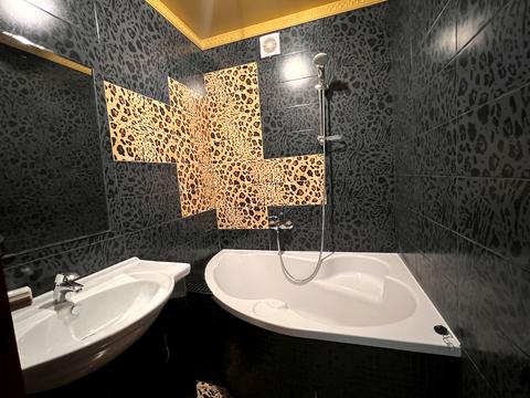 квартира за адресою Степана Бандери просп., 53