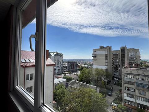 квартира за адресою Степана Бандери просп., 53