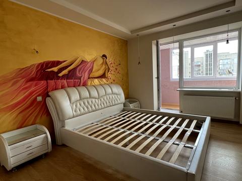 квартира за адресою Степана Бандери просп., 53