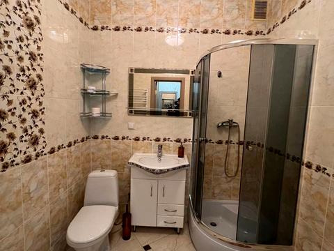 квартира за адресою Дмитра Іващенка вул., 1а