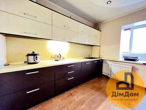 квартира по адресу Соломии Крушельницкой ул., 5