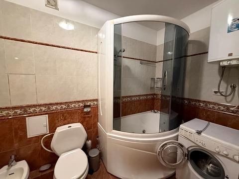 квартира по адресу Салютная ул., 1-Б