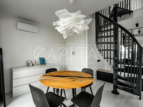квартира за адресою Регенераторна вул., 4 к14