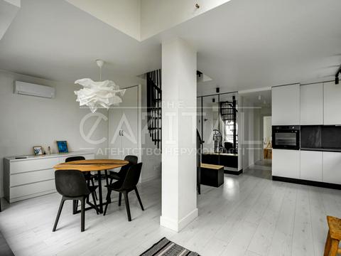 квартира за адресою Регенераторна вул., 4 к14