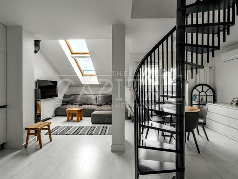 квартира за адресою Регенераторна вул., 4 к14