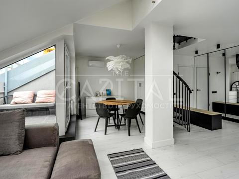 квартира за адресою Регенераторна вул., 4 к14
