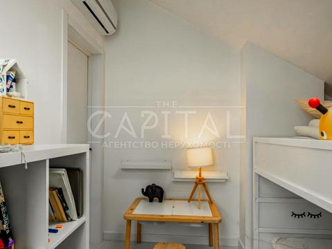 квартира за адресою Регенераторна вул., 4 к14