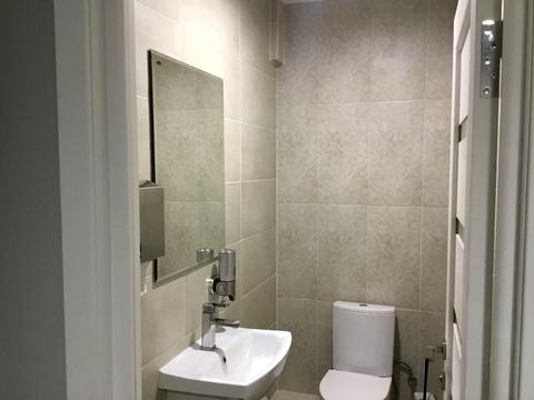комерційна за адресою Зелена вул., 25
