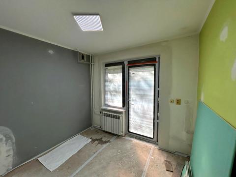 комерційна за адресою Гулака-Артемовського вул., 7