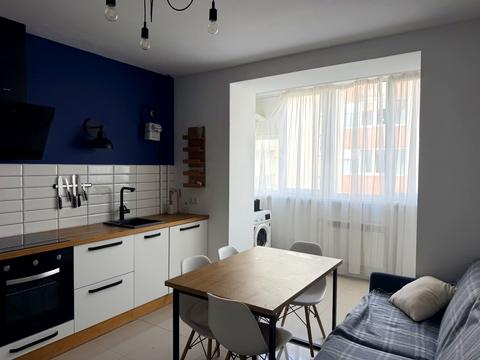 квартира за адресою Євгена Коновальця вул., 124А