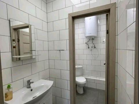 комерційна за адресою Павла Чубинського вул., 9-А