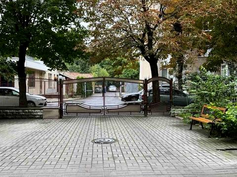 квартира по адресу Ефремова ул., 75