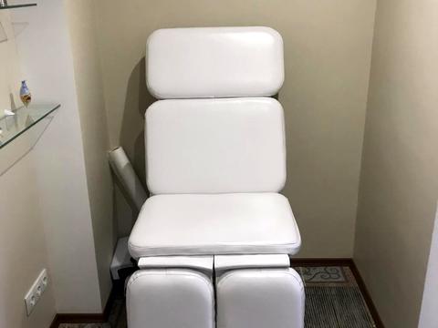 коммерческая по адресу Драгоманова ул., 20