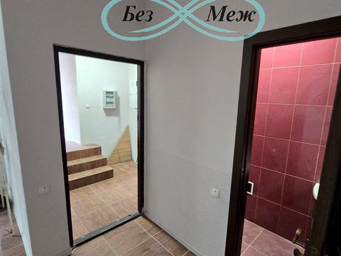 комерційна за адресою Боголюбова вул., 18