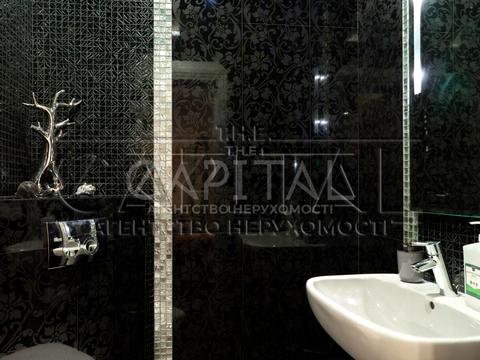 комерційна за адресою Олени Пчілки вул., 2