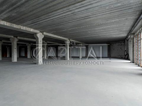 коммерческая по адресу Миколы Бажана просп., 1-Ц