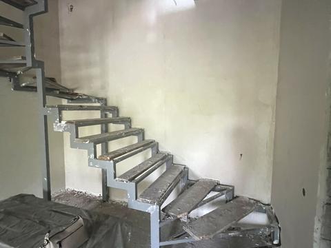 будинок за адресою Центральна вул.