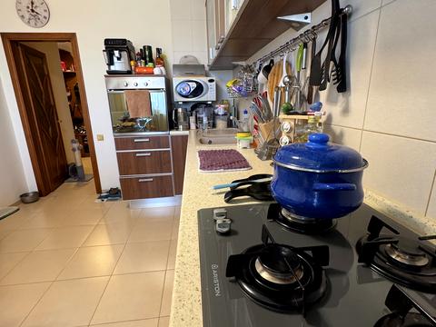 квартира за адресою Євгена Танцюри вул., 18а