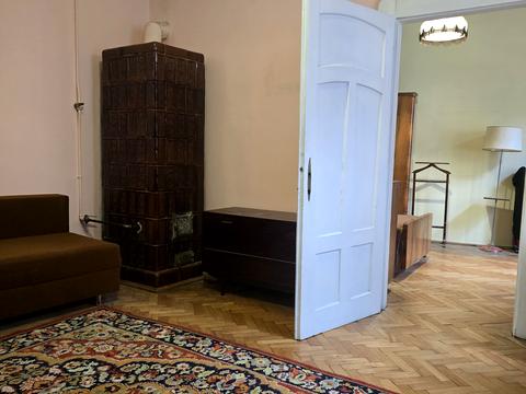 квартира за адресою Академіка Богомольця вул., 4