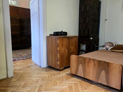 квартира за адресою Академіка Богомольця вул., 4