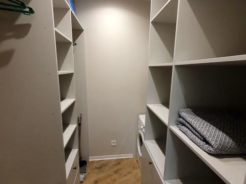 квартира за адресою Дніпровська набережна вул., 18-А