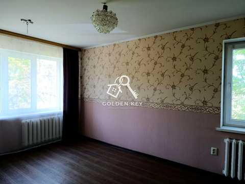 квартира за адресою Космонавтів вул., 33