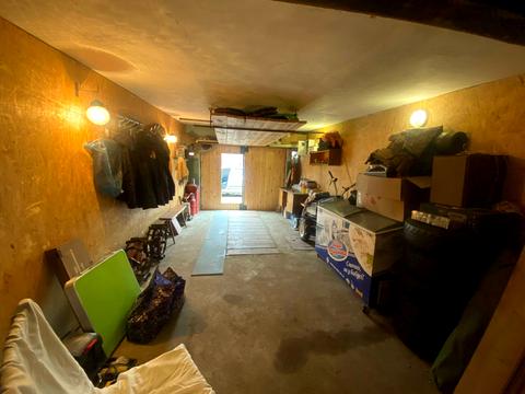 паркомісце за адресою Громадська вул. (Борисенка), 42